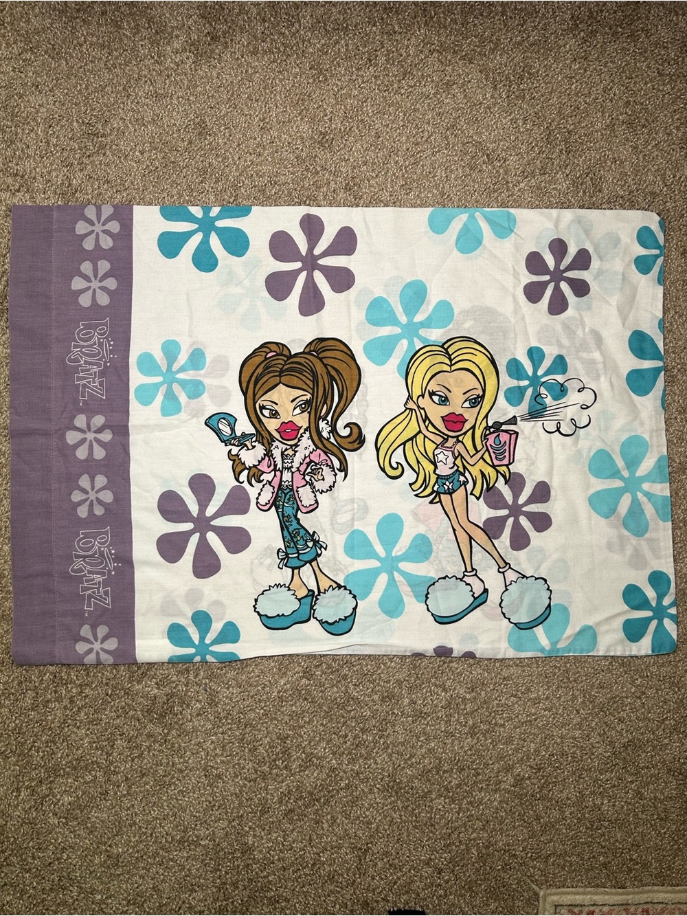 Bratz Dolls Floral Character Standard Pillowcase Teal Purple White VTG Y2K Girly